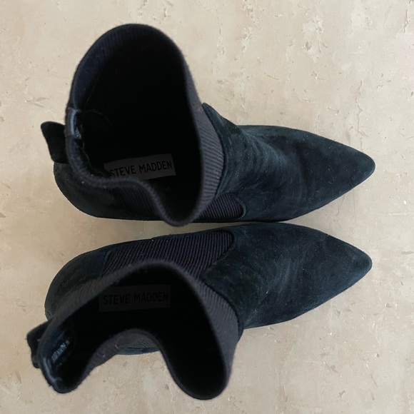 Steve Madden Richter Heel Ankle Black Suede Sock Booties Size 8M - Picture 14 of 16